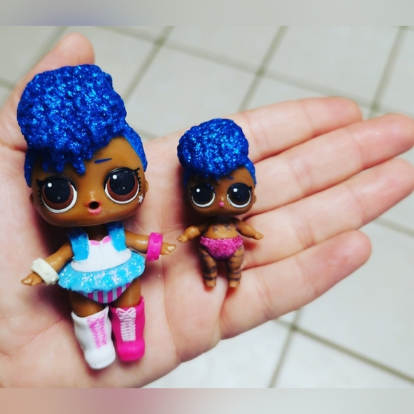 MGA LOL Surprise Dolls Series 3 Confetti Pop Independence Queen & Lil Sister - Picture 1 of 5